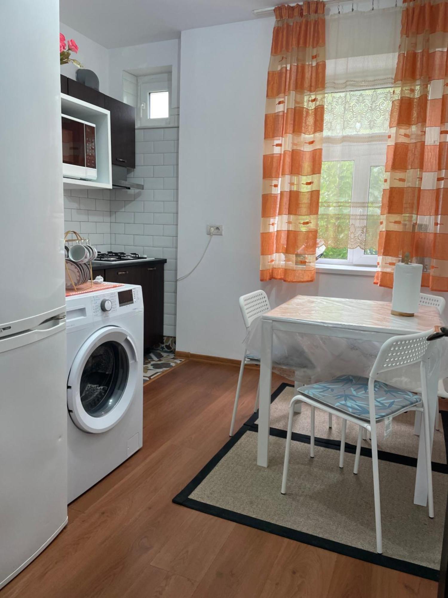 Apartament Nich มันกาเลีย ภายนอก รูปภาพ