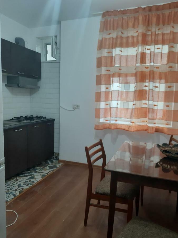Apartament Nich มันกาเลีย ภายนอก รูปภาพ